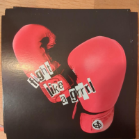 Postkarte quadratisch "fight like a girl"